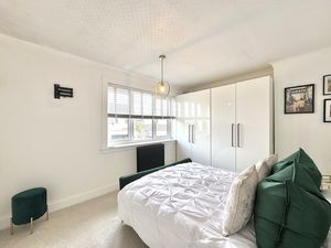 Photo 18- click for photo gallery